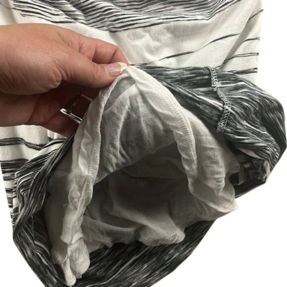 Athleta Black & White Stripe Ruched Dress Women’s Size XS Excellent Condition - Picture 5 of 6